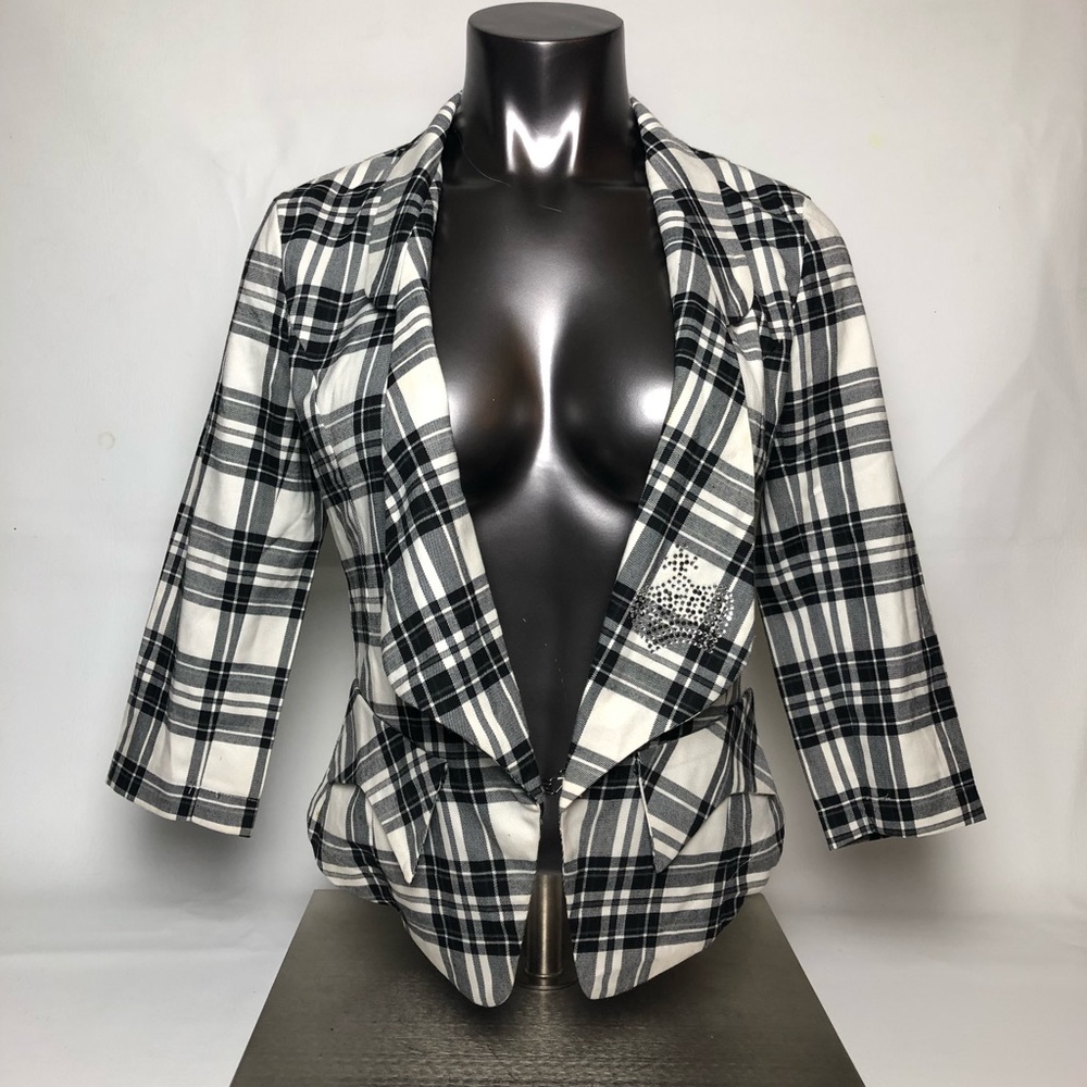Beta House Women’s Coat
